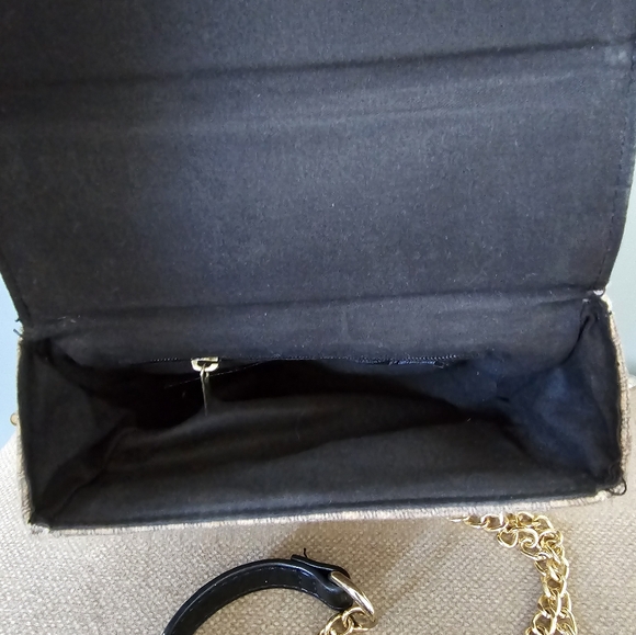 ASOS MONOGRAM CROSS BODY SHOULDER BAG WITH GOLD CHAIN - Picture 6 of 6